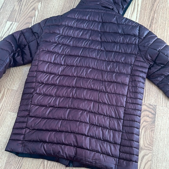 Burgundy Calvin Klein Puffer Jacket - Picture 8 of 8